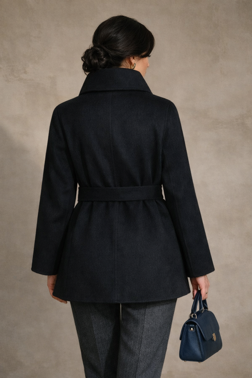 Manteau Yūn Court Ceinturé en Cachemire